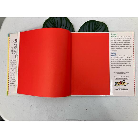 Atheneum Click, Clack, Quackity-Quack Alphabet Animal Hardcover Dust Jacket Book - Picture 10 of 10